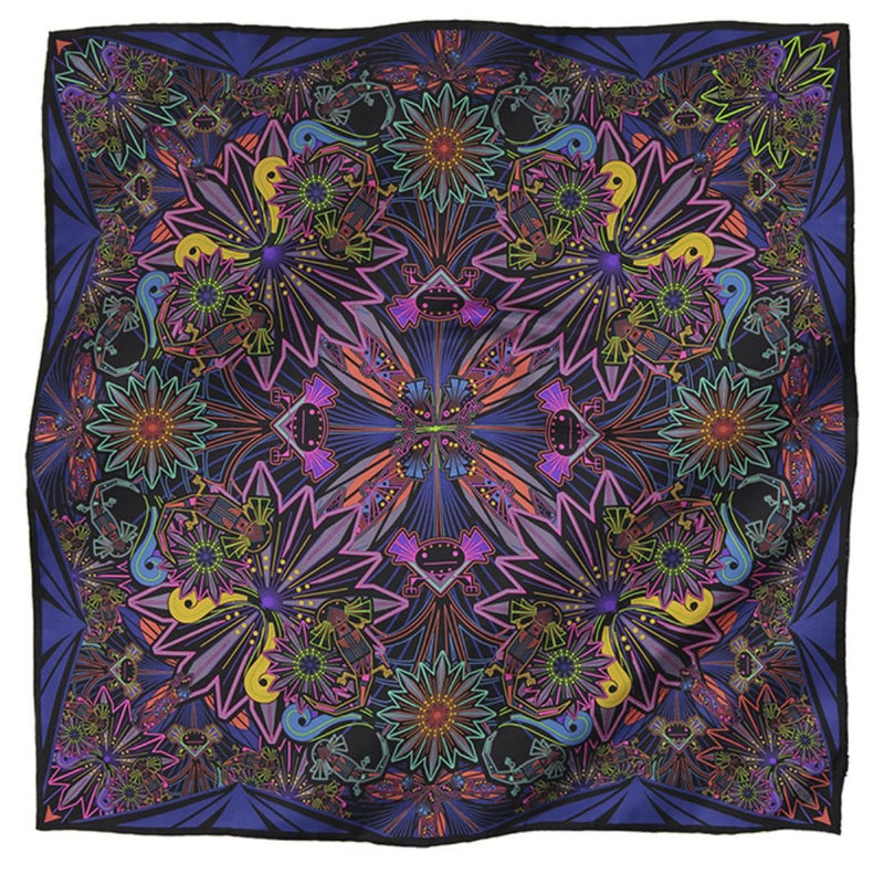 LARGE SILK SCARF - AXOLOTLS - Pineda Covalin US